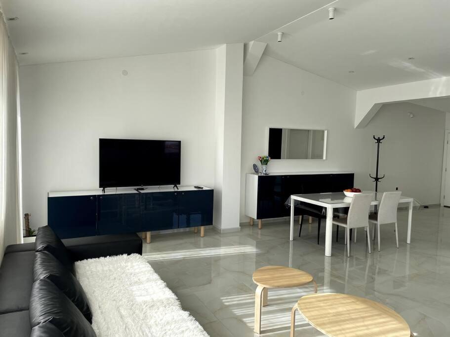 Lux House Olga Apartamento Ruma Quarto foto