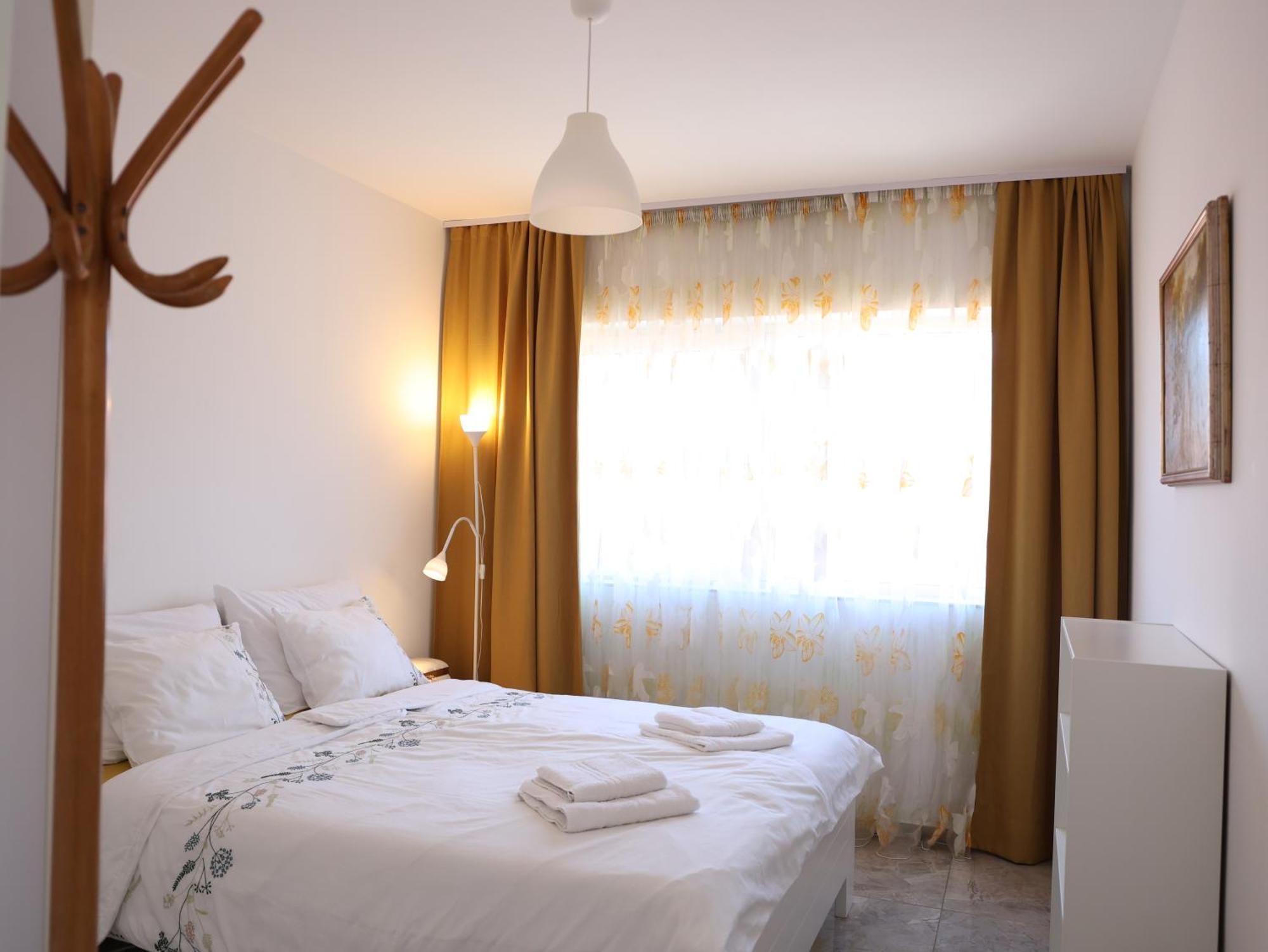 Lux House Olga Apartamento Ruma Exterior foto